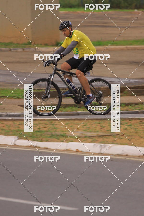 Buy your photos of the eventVSERIES Duathlon & Running on Fotop