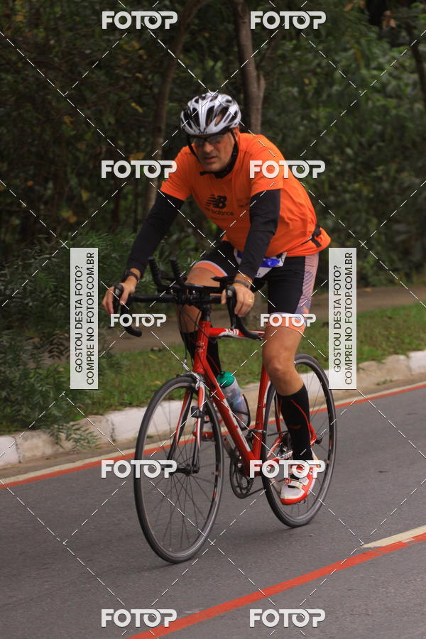 Buy your photos of the eventVSERIES Duathlon & Running on Fotop