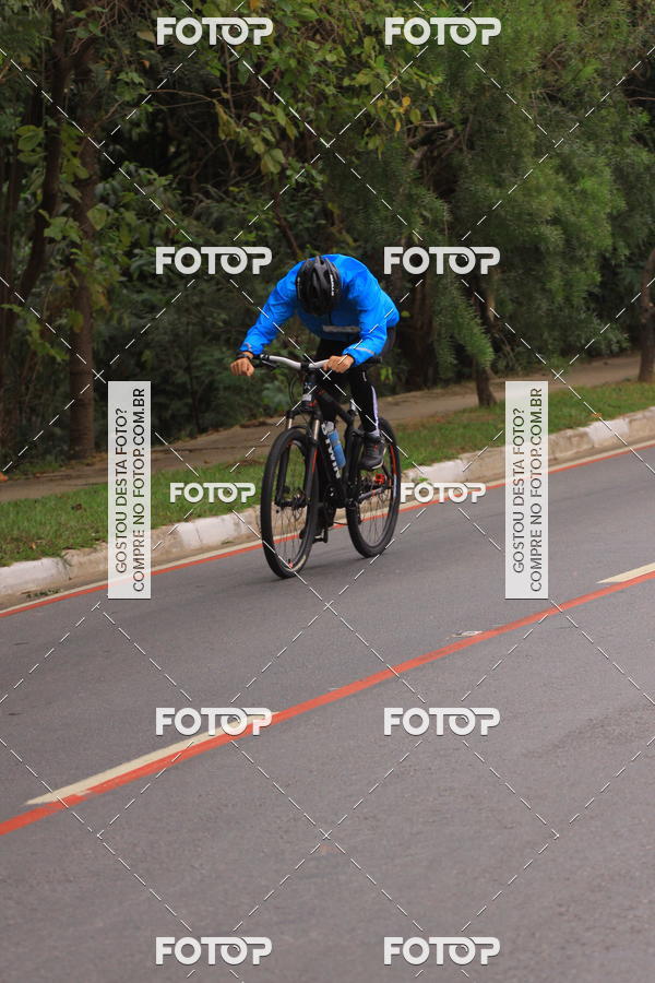 Buy your photos of the eventVSERIES Duathlon & Running on Fotop