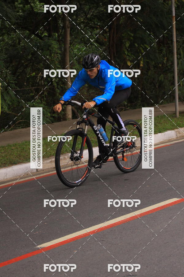 Buy your photos of the eventVSERIES Duathlon & Running on Fotop