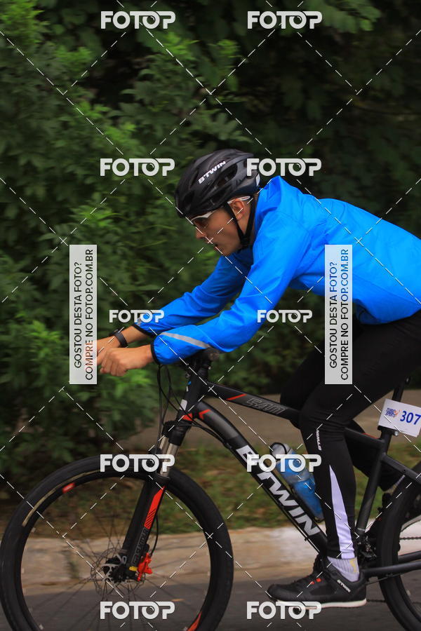 Buy your photos of the eventVSERIES Duathlon & Running on Fotop