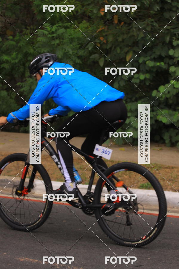 Buy your photos of the eventVSERIES Duathlon & Running on Fotop