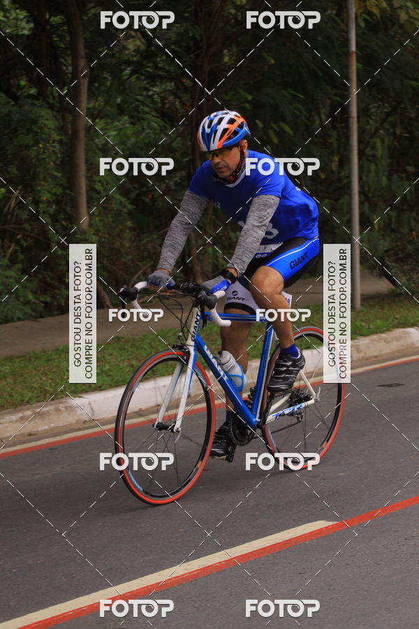 Buy your photos of the eventVSERIES Duathlon & Running on Fotop