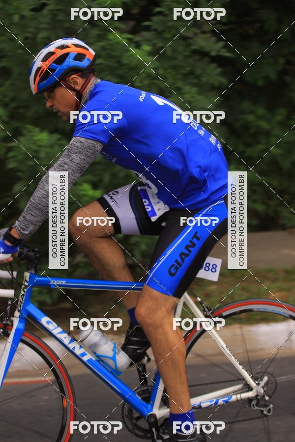 Buy your photos of the eventVSERIES Duathlon & Running on Fotop