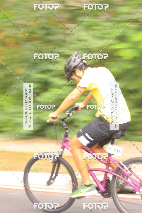 Buy your photos of the eventVSERIES Duathlon & Running on Fotop