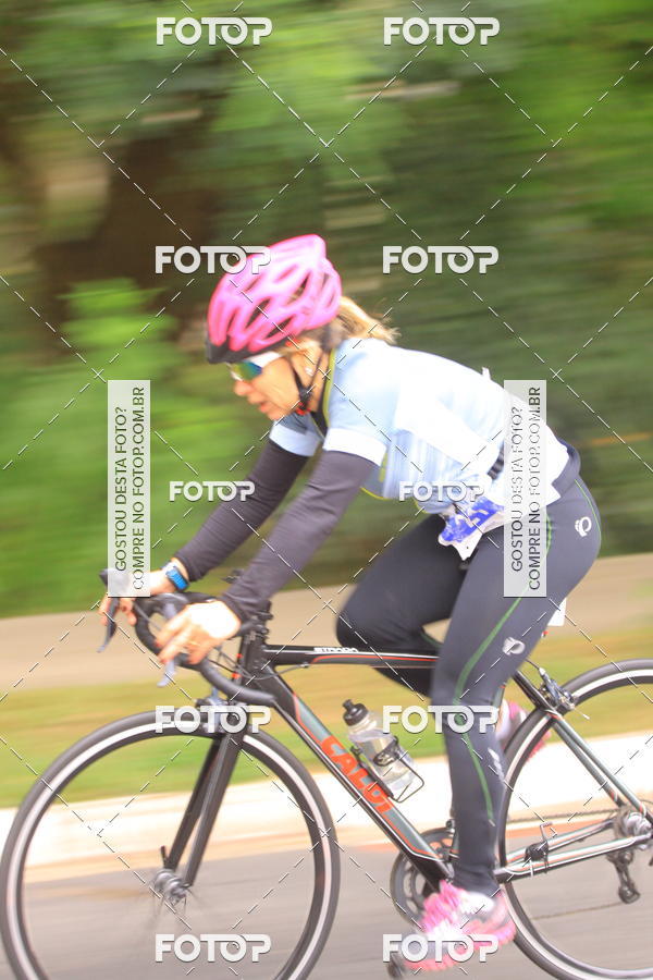 Buy your photos of the eventVSERIES Duathlon & Running on Fotop