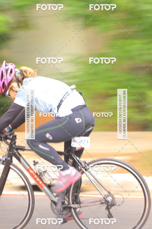 Buy your photos of the eventVSERIES Duathlon & Running on Fotop