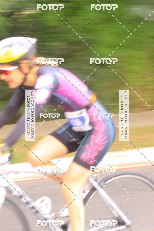 Buy your photos of the eventVSERIES Duathlon & Running on Fotop