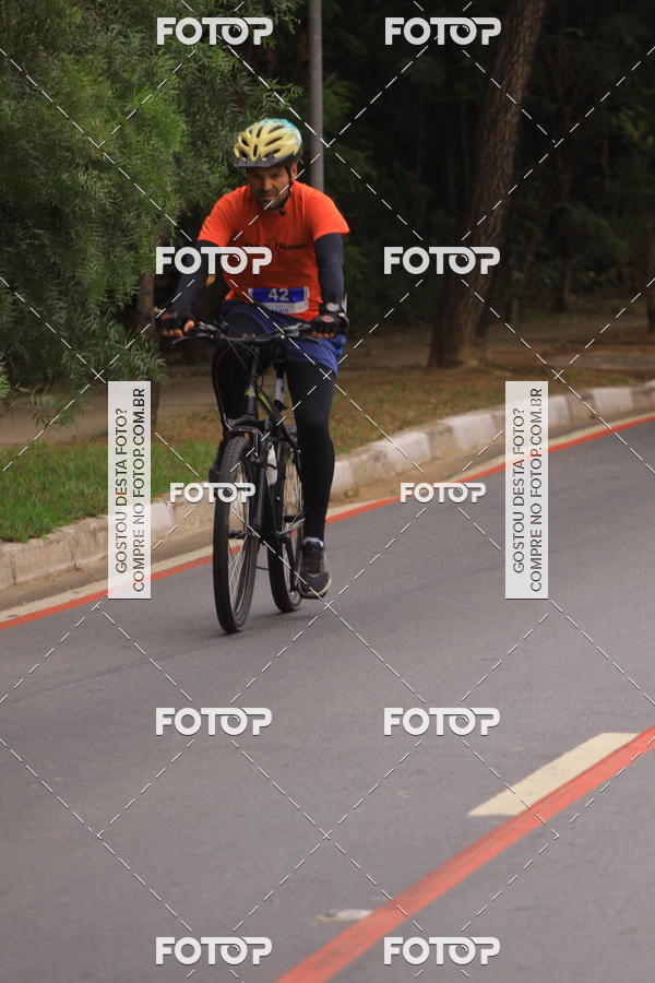 Buy your photos of the eventVSERIES Duathlon & Running on Fotop