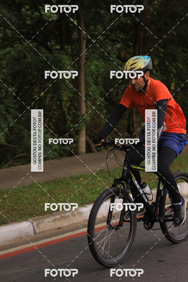 Buy your photos of the eventVSERIES Duathlon & Running on Fotop