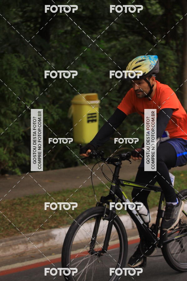 Buy your photos of the eventVSERIES Duathlon & Running on Fotop