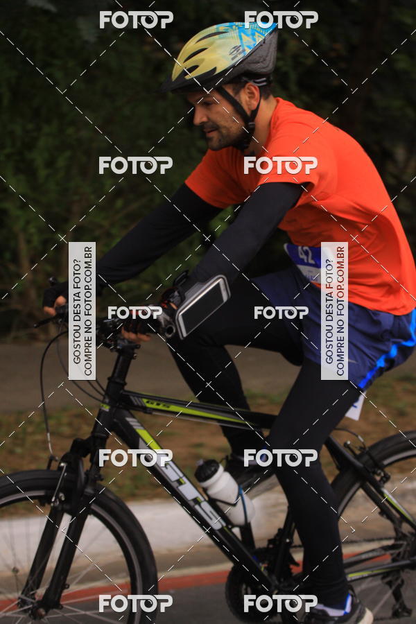 Buy your photos of the eventVSERIES Duathlon & Running on Fotop