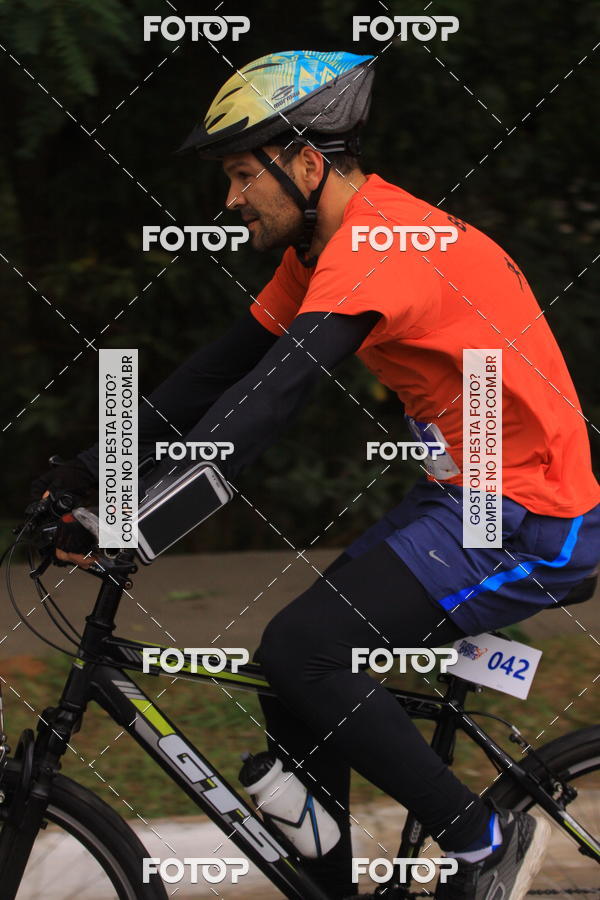 Buy your photos of the eventVSERIES Duathlon & Running on Fotop