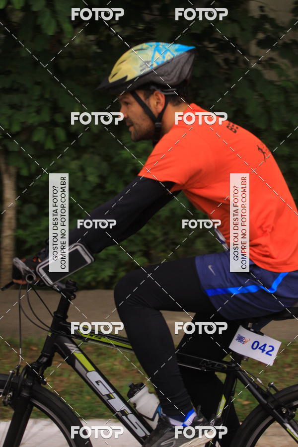 Buy your photos of the eventVSERIES Duathlon & Running on Fotop