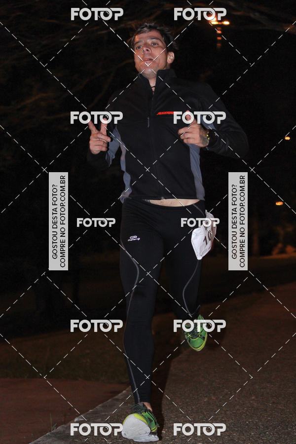 Buy your photos of the eventHappy Night Run Morumbi on Fotop