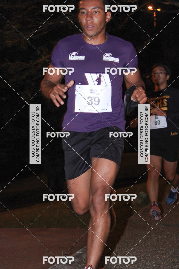 Buy your photos of the eventHappy Night Run Morumbi on Fotop