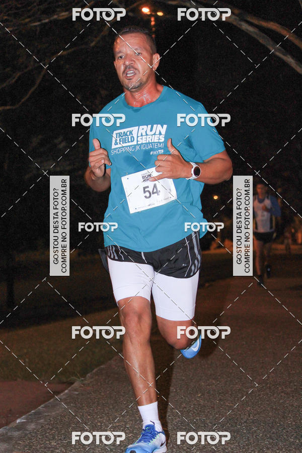 Buy your photos of the eventHappy Night Run Morumbi on Fotop