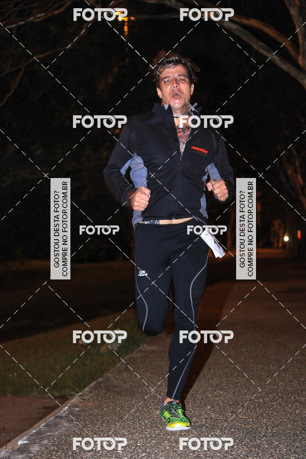 Buy your photos of the eventHappy Night Run Morumbi on Fotop