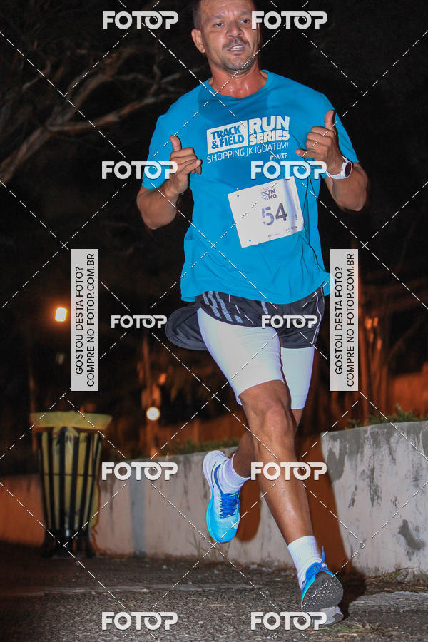 Buy your photos of the eventHappy Night Run Morumbi on Fotop
