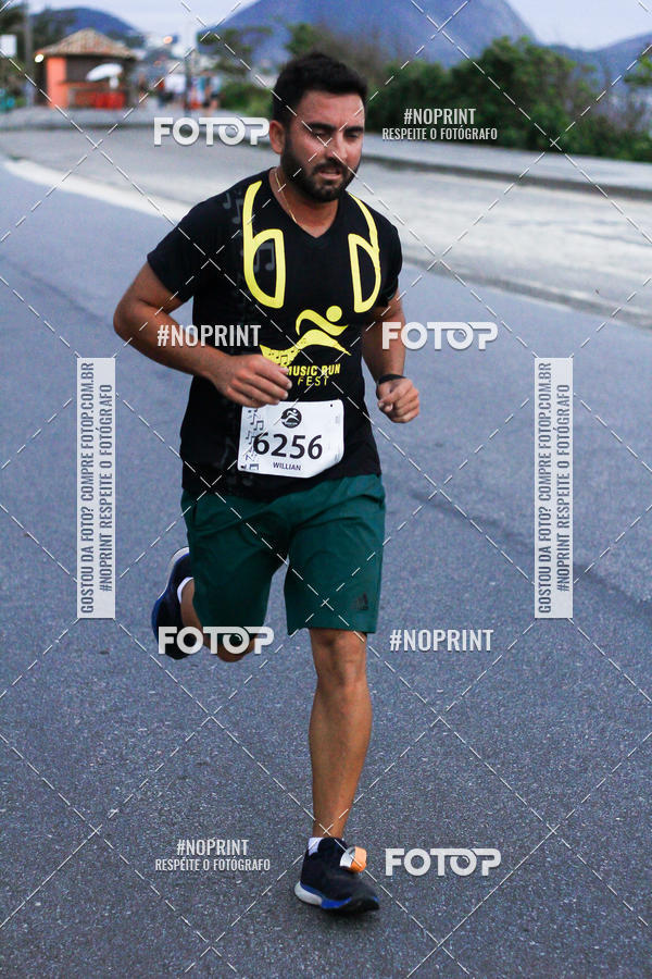Buy your photos of the eventMusic Run Fest on Fotop