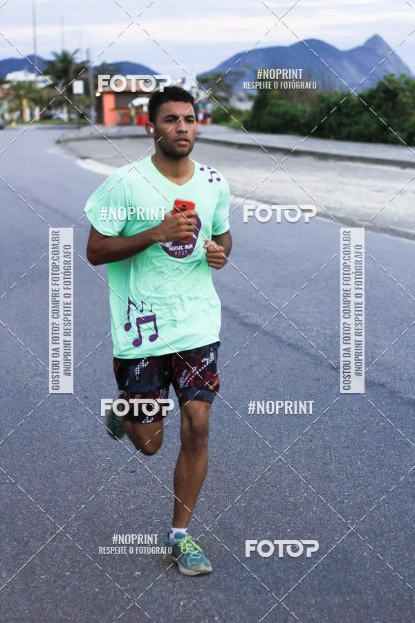 Buy your photos of the eventMusic Run Fest on Fotop