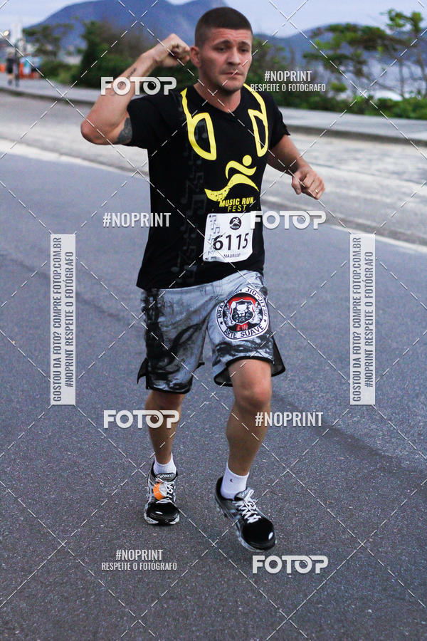 Buy your photos of the eventMusic Run Fest on Fotop