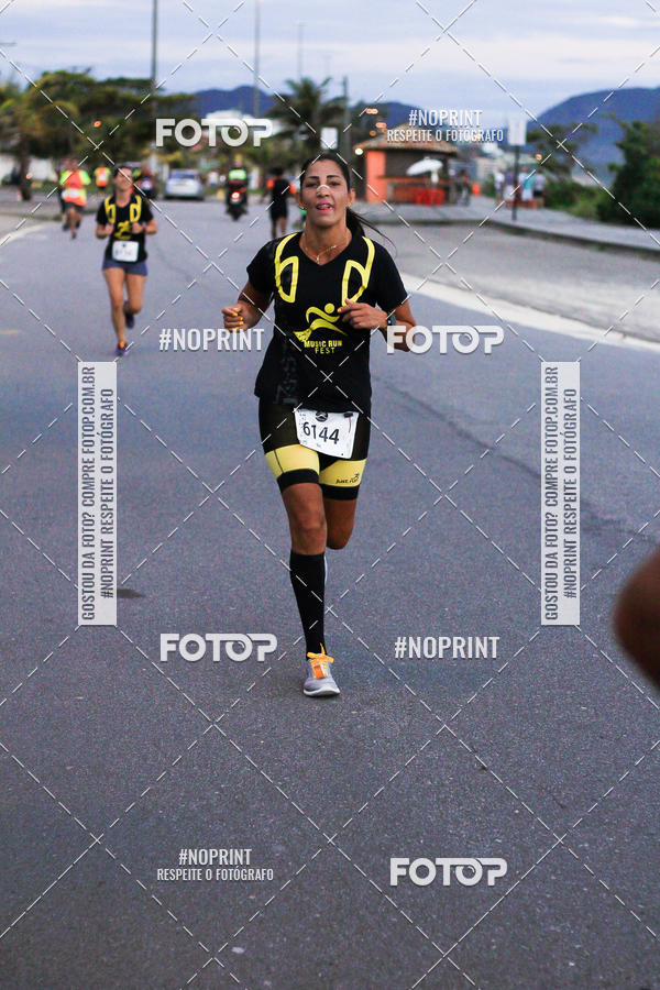 Buy your photos of the eventMusic Run Fest on Fotop