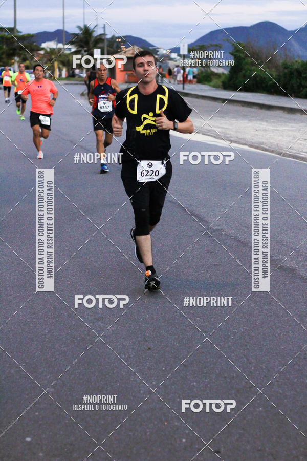 Buy your photos of the eventMusic Run Fest on Fotop