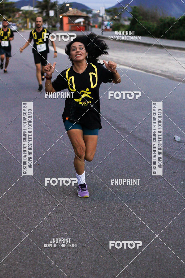 Buy your photos of the eventMusic Run Fest on Fotop