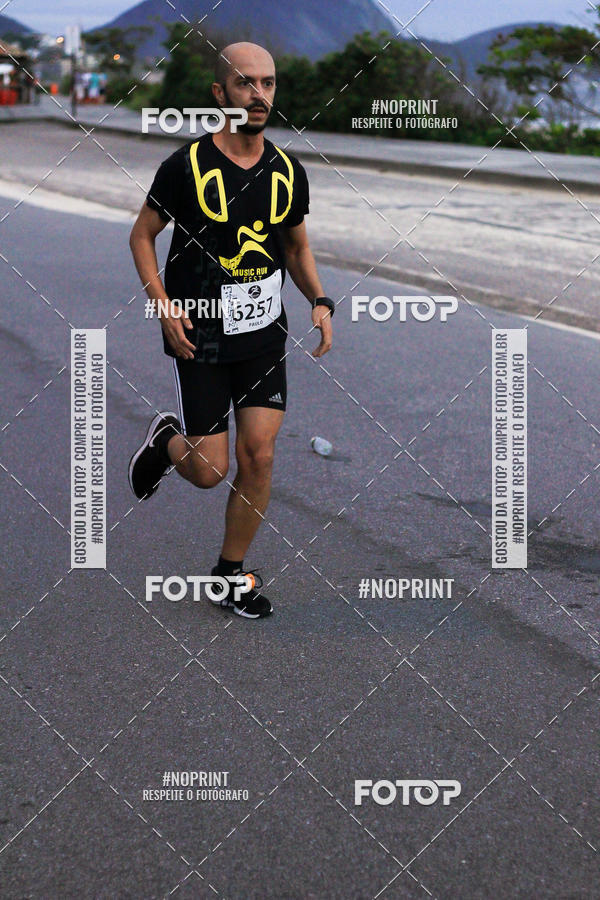 Buy your photos of the eventMusic Run Fest on Fotop