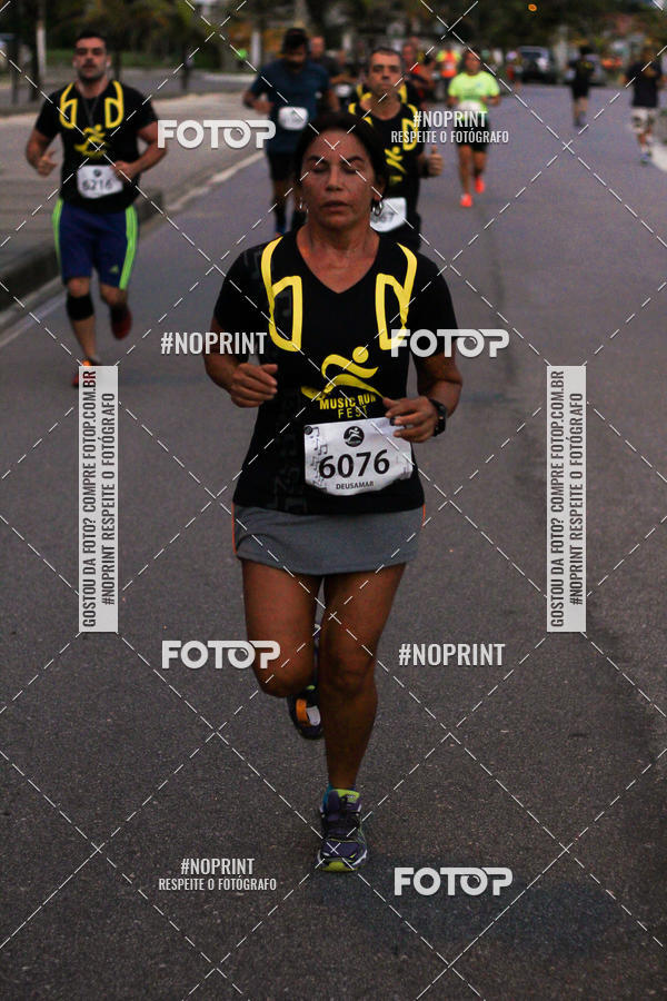 Buy your photos of the eventMusic Run Fest on Fotop