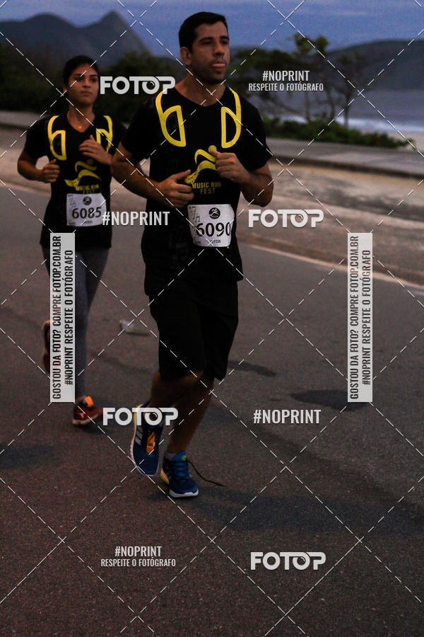 Buy your photos of the eventMusic Run Fest on Fotop