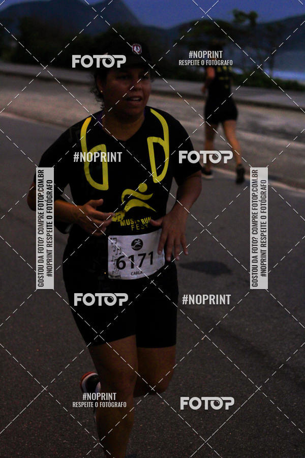 Buy your photos of the eventMusic Run Fest on Fotop