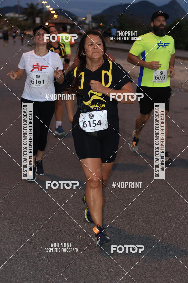 Buy your photos of the eventMusic Run Fest on Fotop