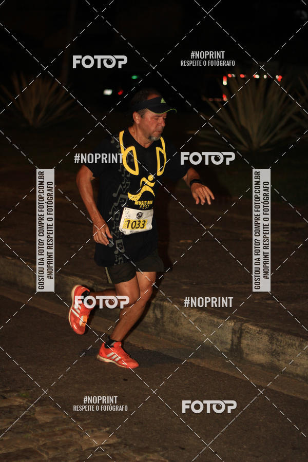 Buy your photos of the eventMusic Run Fest on Fotop
