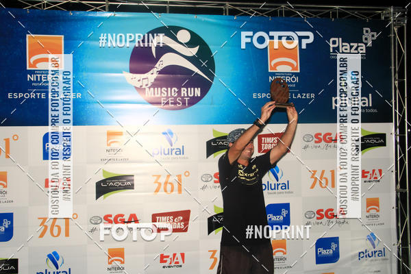 Buy your photos of the eventMusic Run Fest on Fotop