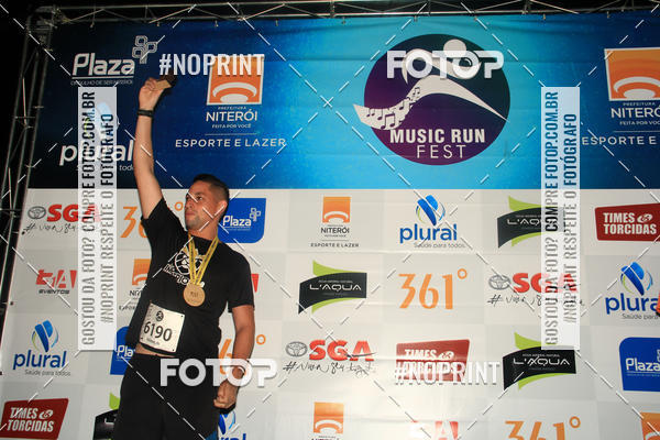 Buy your photos of the eventMusic Run Fest on Fotop