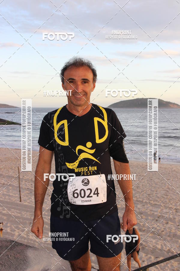 Buy your photos of the eventMusic Run Fest on Fotop