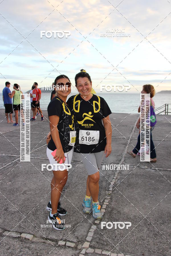 Buy your photos of the eventMusic Run Fest on Fotop