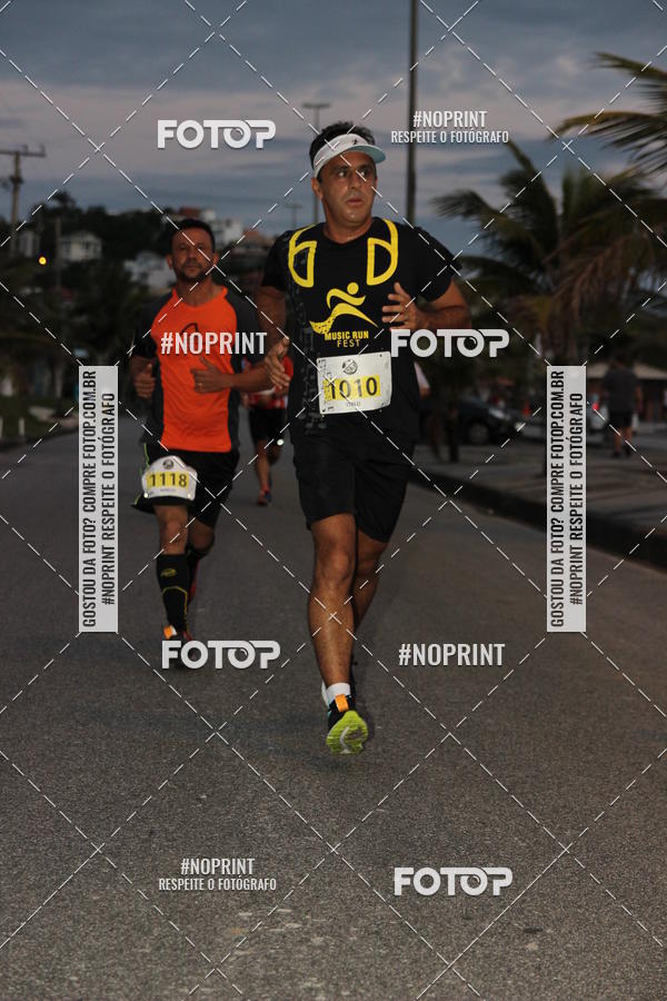 Buy your photos of the eventMusic Run Fest on Fotop