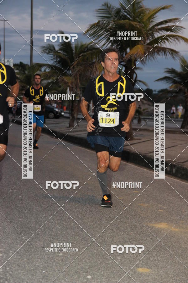 Buy your photos of the eventMusic Run Fest on Fotop