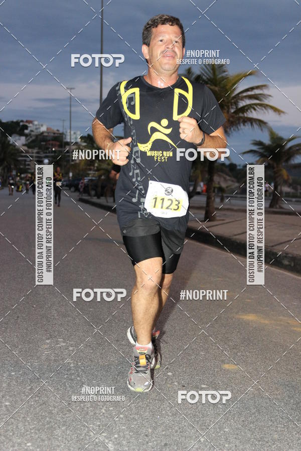 Buy your photos of the eventMusic Run Fest on Fotop