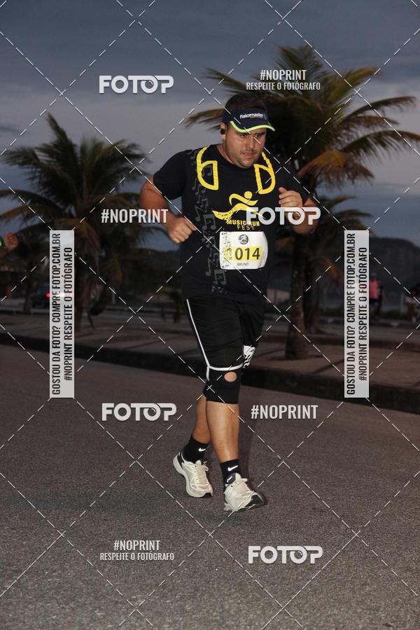 Buy your photos of the eventMusic Run Fest on Fotop