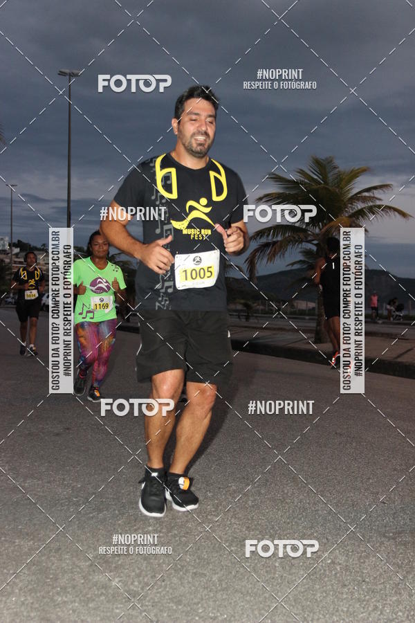 Buy your photos of the eventMusic Run Fest on Fotop