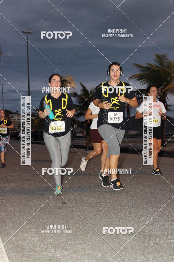 Buy your photos of the eventMusic Run Fest on Fotop