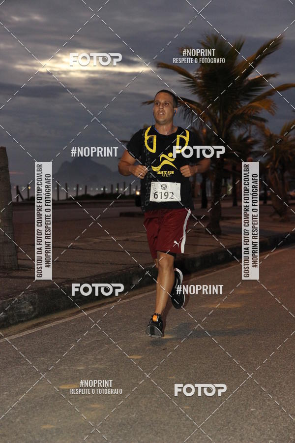 Buy your photos of the eventMusic Run Fest on Fotop