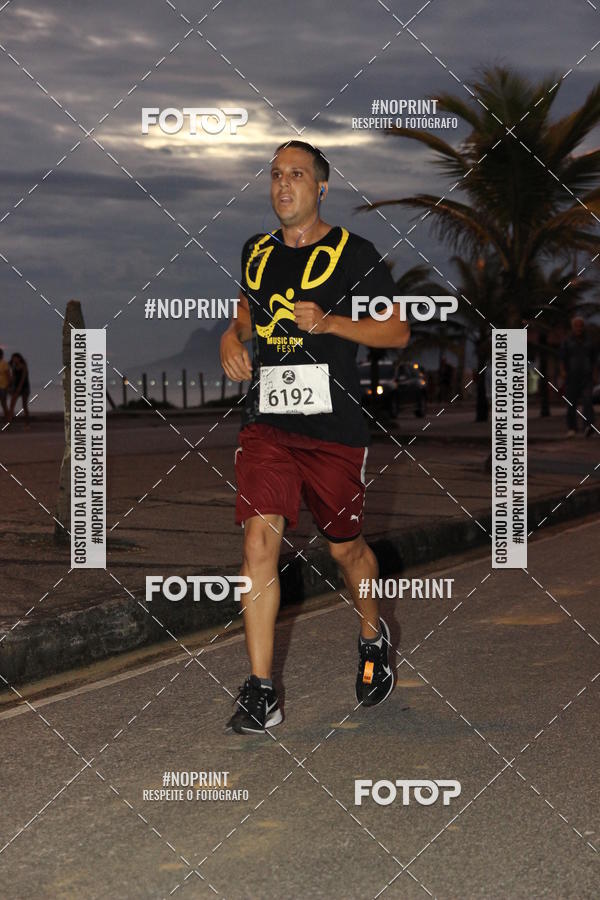 Buy your photos of the eventMusic Run Fest on Fotop