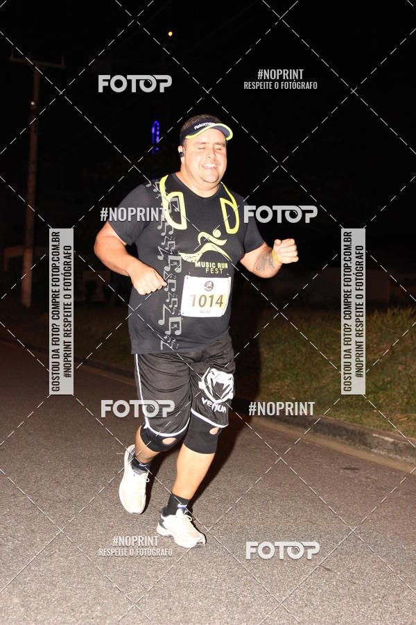 Buy your photos of the eventMusic Run Fest on Fotop