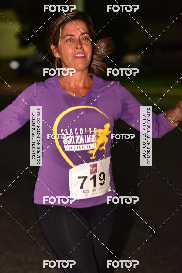 Buy your photos of the eventCircuito Night Run Lagos - Etapa Cabo Frio  on Fotop