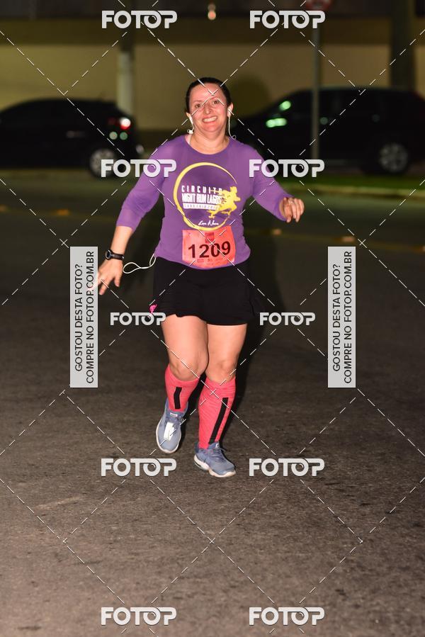 Buy your photos of the eventCircuito Night Run Lagos - Etapa Cabo Frio  on Fotop
